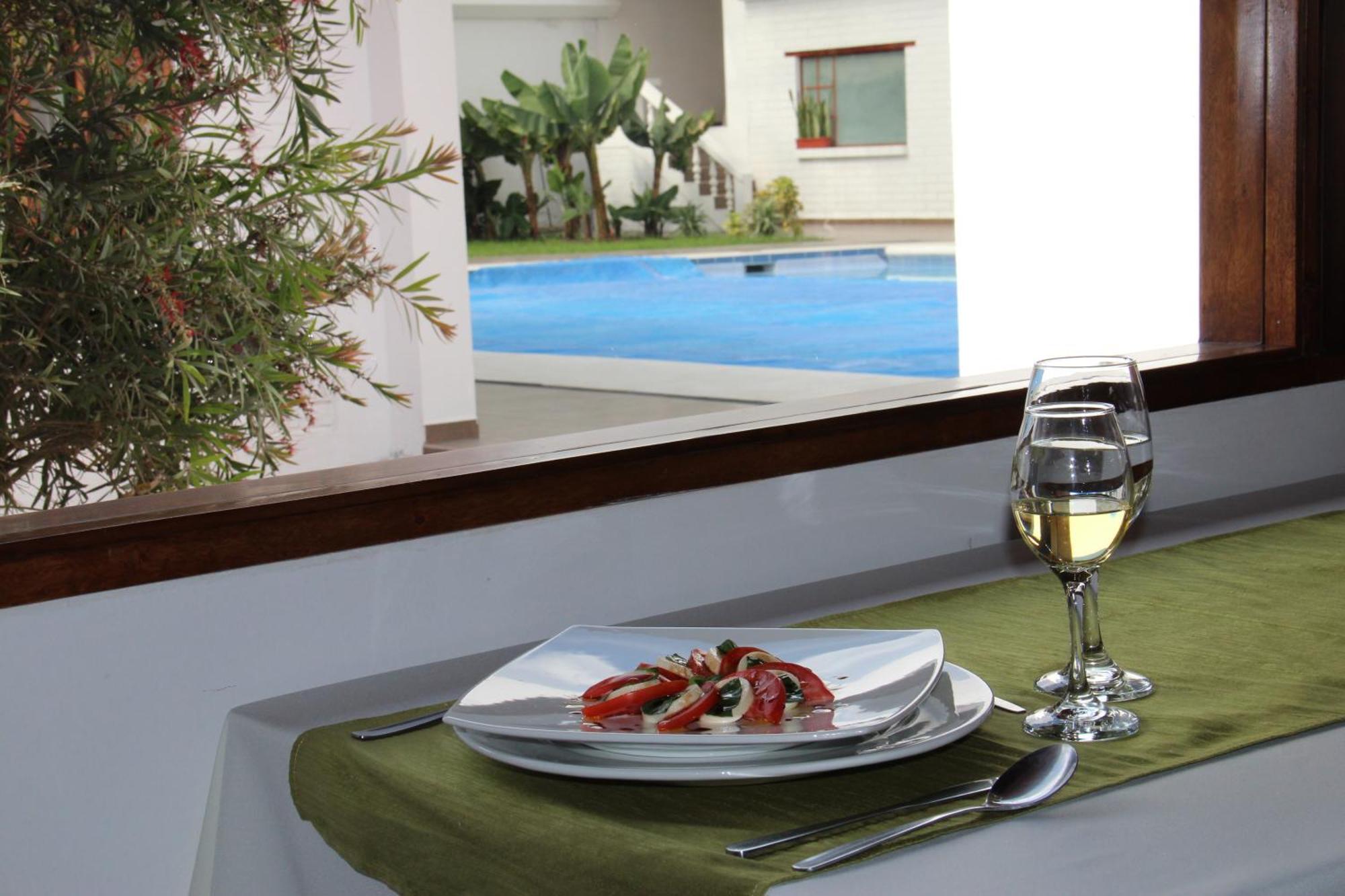 La Quinta San Andres 호텔 이바라 외부 사진
